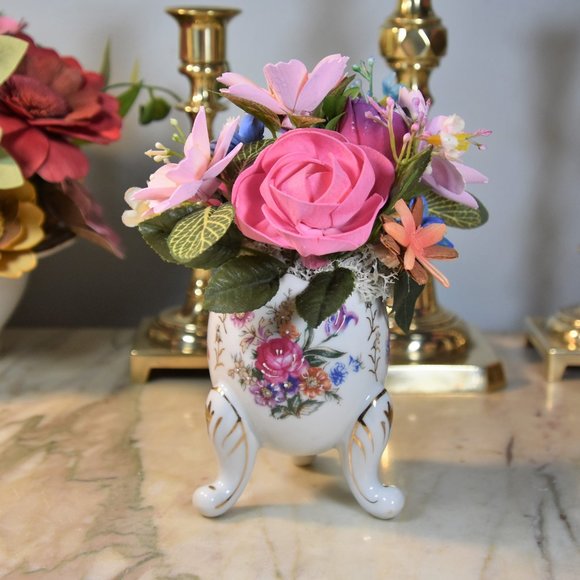 Beautiful hand-painted, footed, vintage, egg shaped vase with Sola flowers - Picture 3 of 12